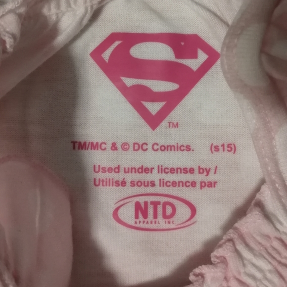 🔥SALE🔥 Supergirl Superhero Baby Girls Onesie Bodysuit NWT Size 3-6 Months - Picture 4 of 6